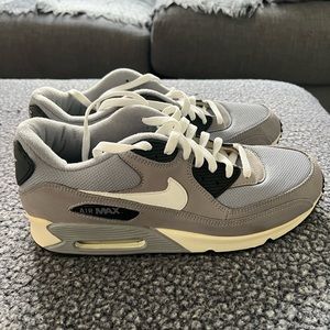 Nike Air Max 90